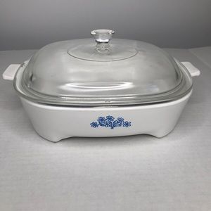 Pyrex Corning blue cornflower white casserole dish browning unique ceramic glass